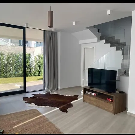 Lalzi Bay 3 Bed With Heated Pool Willa *