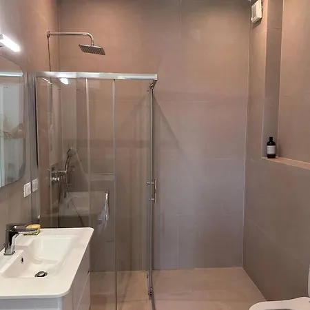Lalzi Bay 3 Bed With Heated Pool